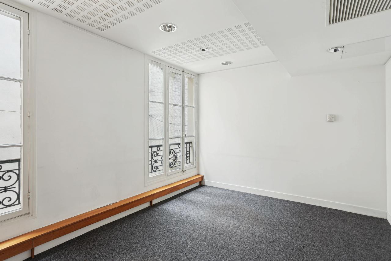 Bureau Paris 156m² Location bureau Paris OLBUR2427041 7